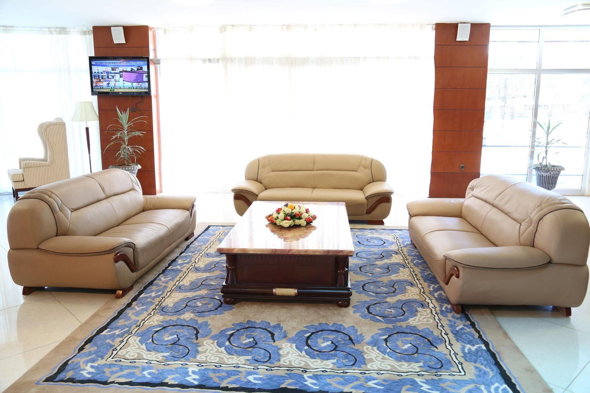 Afarensis International Hotel Addis Ababa Dış mekan fotoğraf