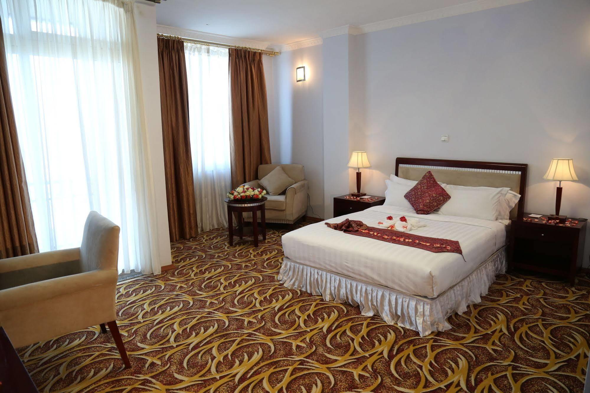 Afarensis International Hotel Addis Ababa Dış mekan fotoğraf