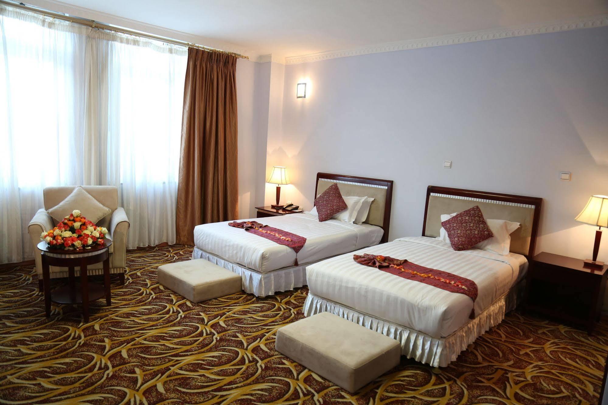 Afarensis International Hotel Addis Ababa Dış mekan fotoğraf