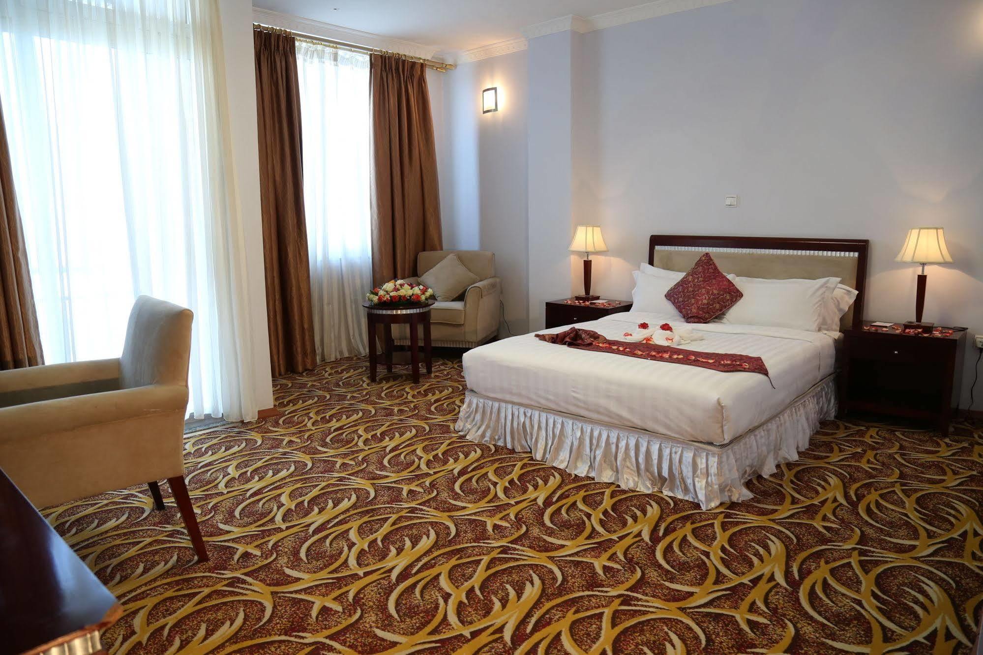 Afarensis International Hotel Addis Ababa Dış mekan fotoğraf